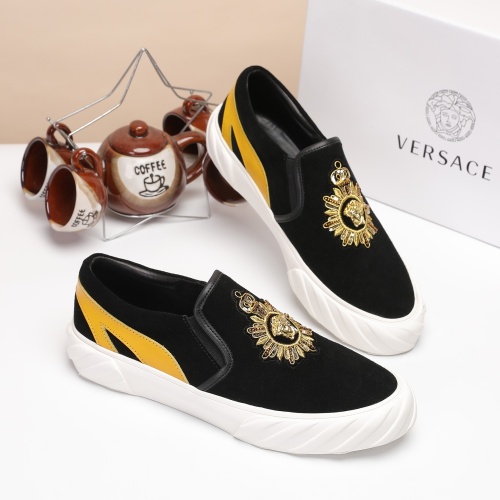 Replica Versace Casual Shoes For Men #1209685 $68.00 USD for Wholesale