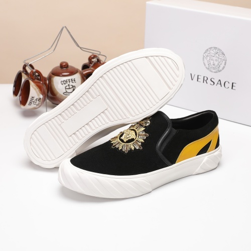 Replica Versace Casual Shoes For Men #1209685 $68.00 USD for Wholesale