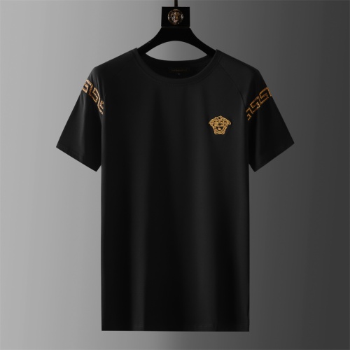 Replica Versace Tracksuits Short Sleeved For Men #1211500 $64.00 USD for Wholesale