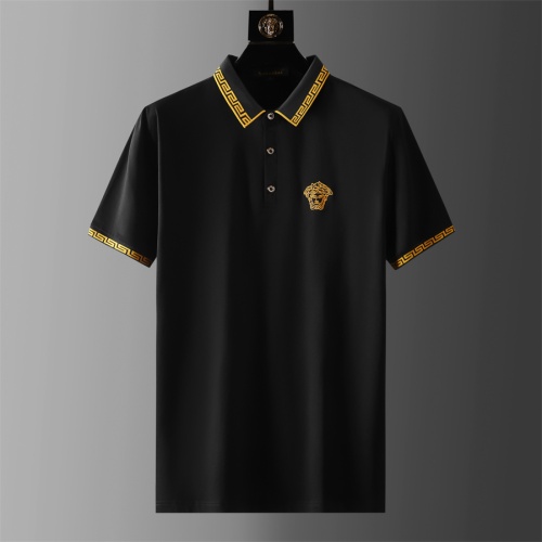 Replica Versace Tracksuits Short Sleeved For Men #1211544 $72.00 USD for Wholesale