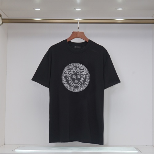 Replica Versace T-Shirts Short Sleeved For Unisex #1212351, $34.00 USD, [ITEM#1212351], Replica Versace T-Shirts outlet from China