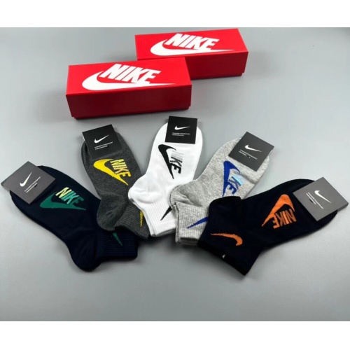 Replica Nike Socks #1212779 $25.00 USD for Wholesale