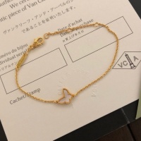 $56.00 USD Van Cleef & Arpels Jewelry Set For Women #1204636