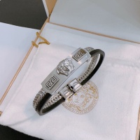 $45.00 USD Versace Bracelets #1204682