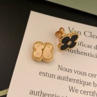 $45.00 USD Van Cleef & Arpels Jewelry Set For Women #1205150
