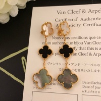 $40.00 USD Van Cleef & Arpels Earrings For Women #1205312