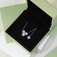 $39.00 USD Van Cleef & Arpels Necklaces For Women #1205545