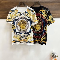 $82.00 USD Versace T-Shirts Short Sleeved For Men #1205570