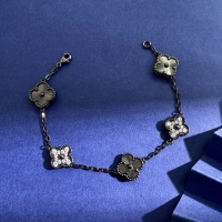 Van Cleef & Arpels Bracelets #1206070