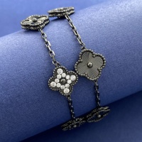 $36.00 USD Van Cleef & Arpels Bracelets #1206070