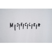 $32.00 USD Moncler T-Shirts Short Sleeved For Unisex #1206654