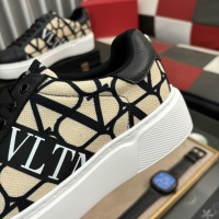 $72.00 USD Valentino Casual Shoes For Men #1207718