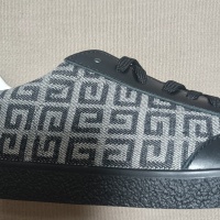 $72.00 USD Givenchy Casual Shoes For Men #1208658