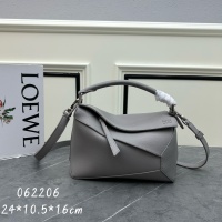 $145.00 USD LOEWE AAA Quality Messenger Bags For Women #1208874