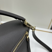 $145.00 USD LOEWE AAA Quality Messenger Bags For Women #1208878