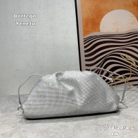 $100.00 USD Bottega Veneta BV AAA Quality Messenger Bags For Women #1208989