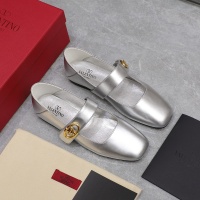 $108.00 USD Valentino Flat Shoes For Women #1210333