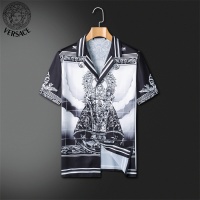 $72.00 USD Versace Tracksuits Short Sleeved For Men #1211454