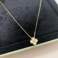 $48.00 USD Van Cleef & Arpels Necklaces For Women #1214996