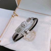 $45.00 USD Versace Bracelets #1215015