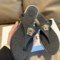 $45.00 USD Versace Slippers For Women #1216296