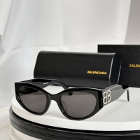 $60.00 USD Balenciaga AAA Quality Sunglasses #1216762