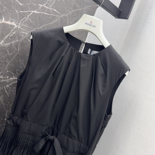 Replica Moncler Dresses Sleeveless For Women #1219112 $150.00 USD for Wholesale