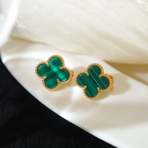 Replica Van Cleef & Arpels Earrings For Women #1219388 $56.00 USD for Wholesale