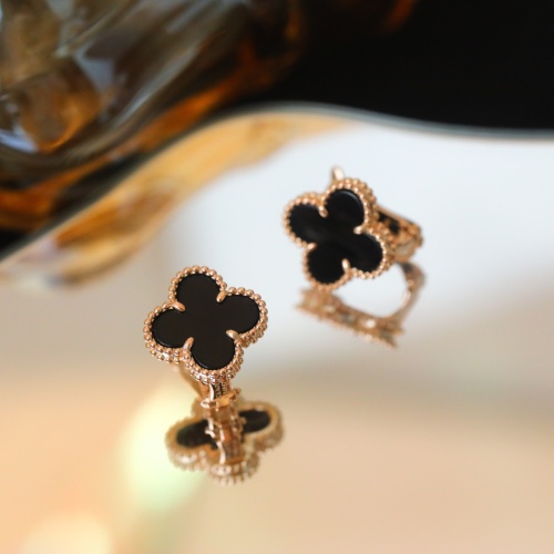 Replica Van Cleef & Arpels Earrings For Women #1219389 $52.00 USD for Wholesale