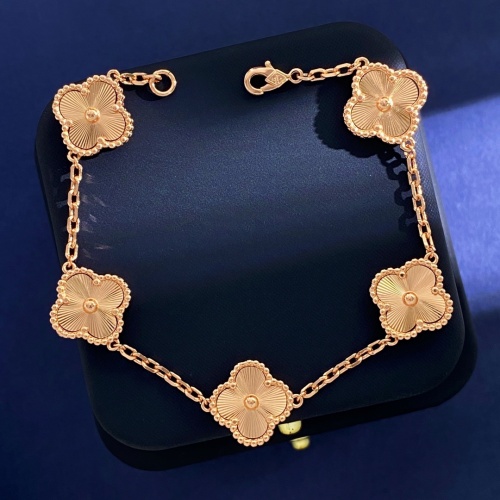 Replica Van Cleef &amp; Arpels Bracelets For Women #1219561, $32.00 USD, [ITEM#1219561], Replica Van Cleef &amp; Arpels Bracelets outlet from China