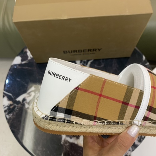 Replica Burberry Casual Shoes For Men #1221335 $72.00 USD for Wholesale