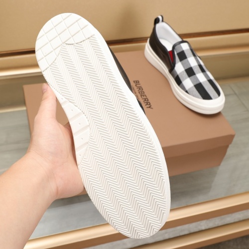 Replica Burberry Casual Shoes For Men #1221568 $85.00 USD for Wholesale