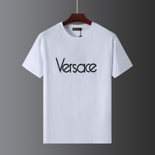 Replica Versace T-Shirts Short Sleeved For Unisex #1221922, $32.00 USD, [ITEM#1221922], Replica Versace T-Shirts outlet from China