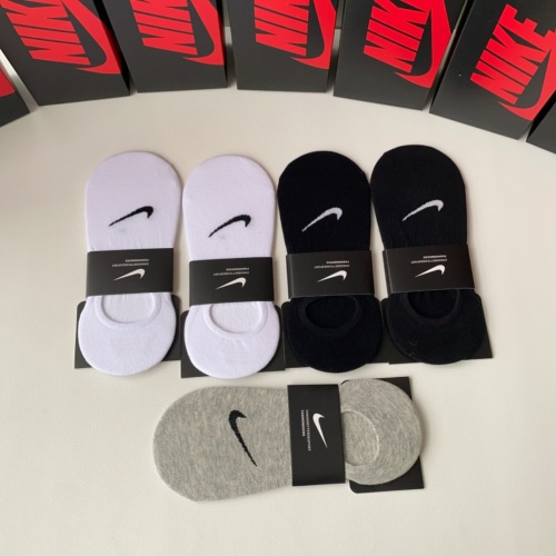 Replica Nike Socks #1221939 $25.00 USD for Wholesale