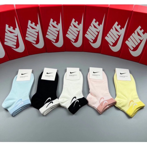 Replica Nike Socks #1221945, $25.00 USD, [ITEM#1221945], Replica Nike Socks outlet from China