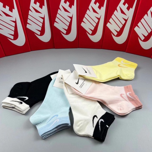 Replica Nike Socks #1221945 $25.00 USD for Wholesale