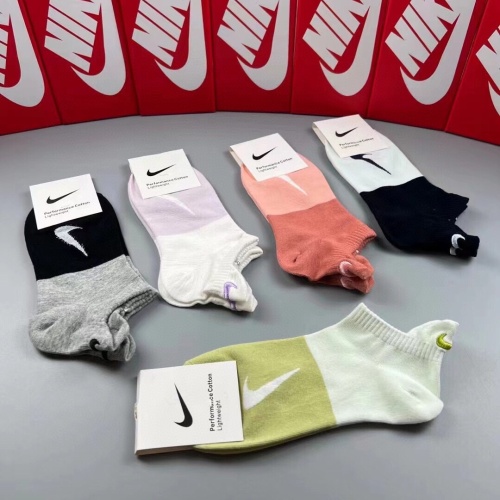 Replica Nike Socks #1221946 $25.00 USD for Wholesale