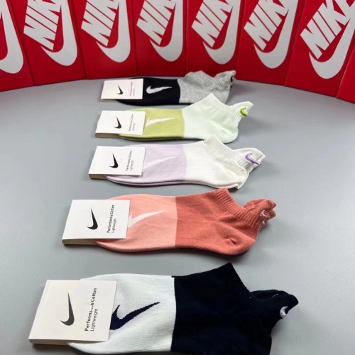 Replica Nike Socks #1221946 $25.00 USD for Wholesale