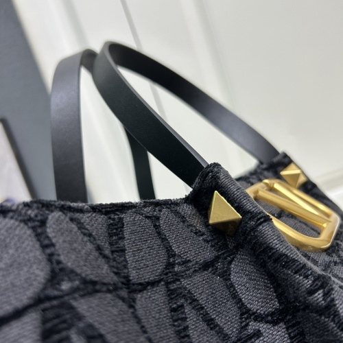 Replica Valentino AAA Quality Handbags For Women #1223767 $102.00 USD for Wholesale