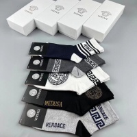 $25.00 USD Versace Socks For Men #1218729