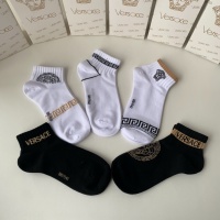 $25.00 USD Versace Socks #1218847