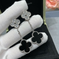 $80.00 USD Van Cleef & Arpels Earrings For Women #1219217