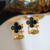 $52.00 USD Van Cleef & Arpels Earrings For Women #1219390