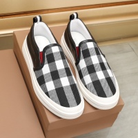 $85.00 USD Burberry Casual Shoes For Men #1221568