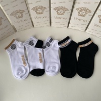 $25.00 USD Versace Socks #1222082