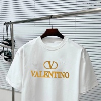 $34.00 USD Valentino T-Shirts Short Sleeved For Unisex #1222732