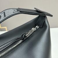 $170.00 USD LOEWE AAA Quality Messenger Bags For Women #1223273