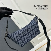 $85.00 USD Valentino AAA Quality Messenger Bags For Women #1223689