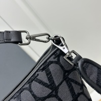 $85.00 USD Valentino AAA Quality Messenger Bags For Women #1223692