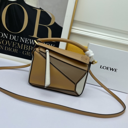 LOEWE AAA Quality Messenger Bags For Women #1225850